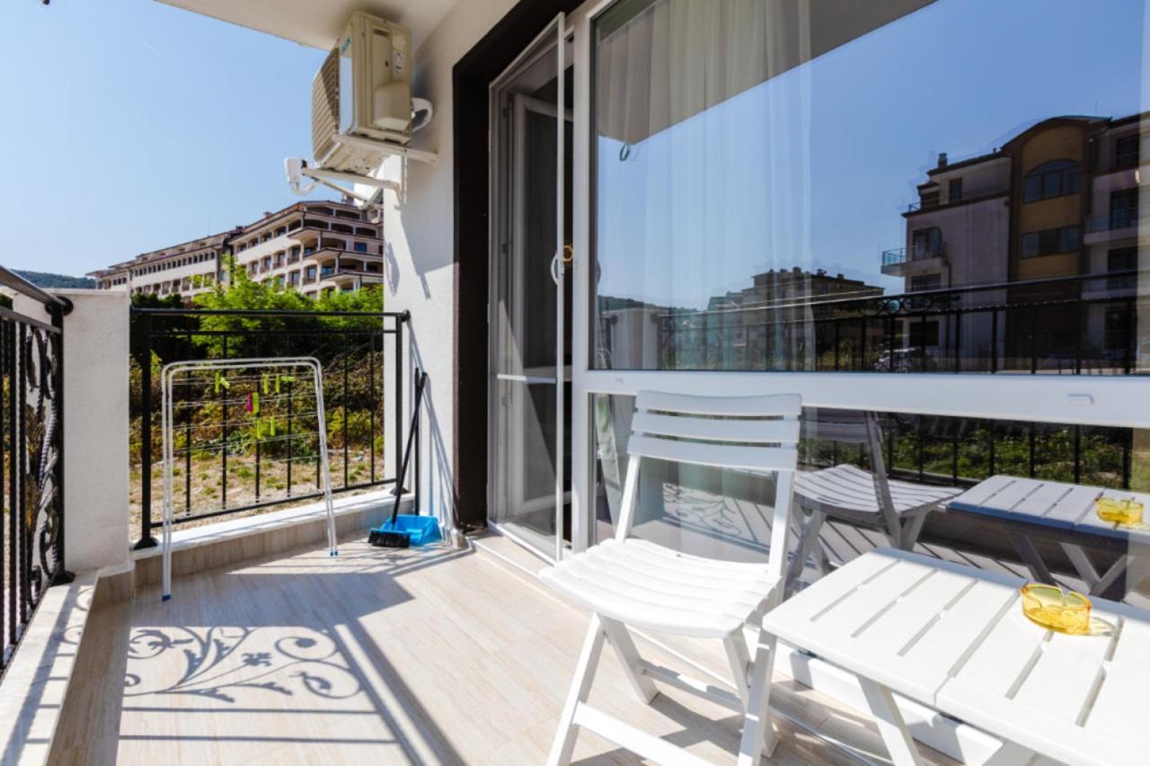 Guest House Theona Obzor Extérieur photo