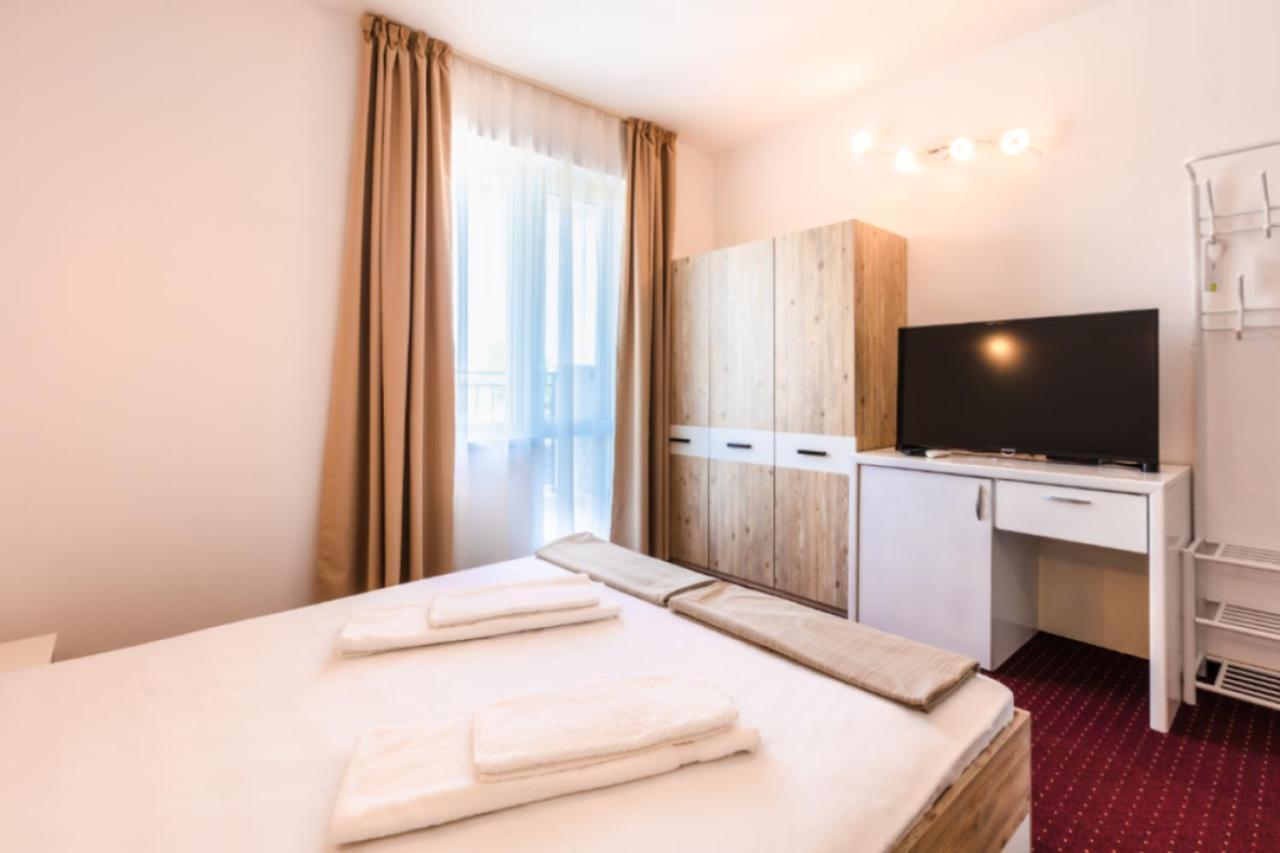 Guest House Theona Obzor Extérieur photo