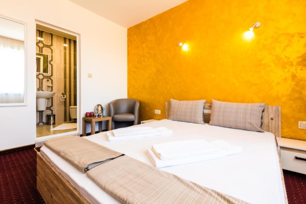 Guest House Theona Obzor Extérieur photo