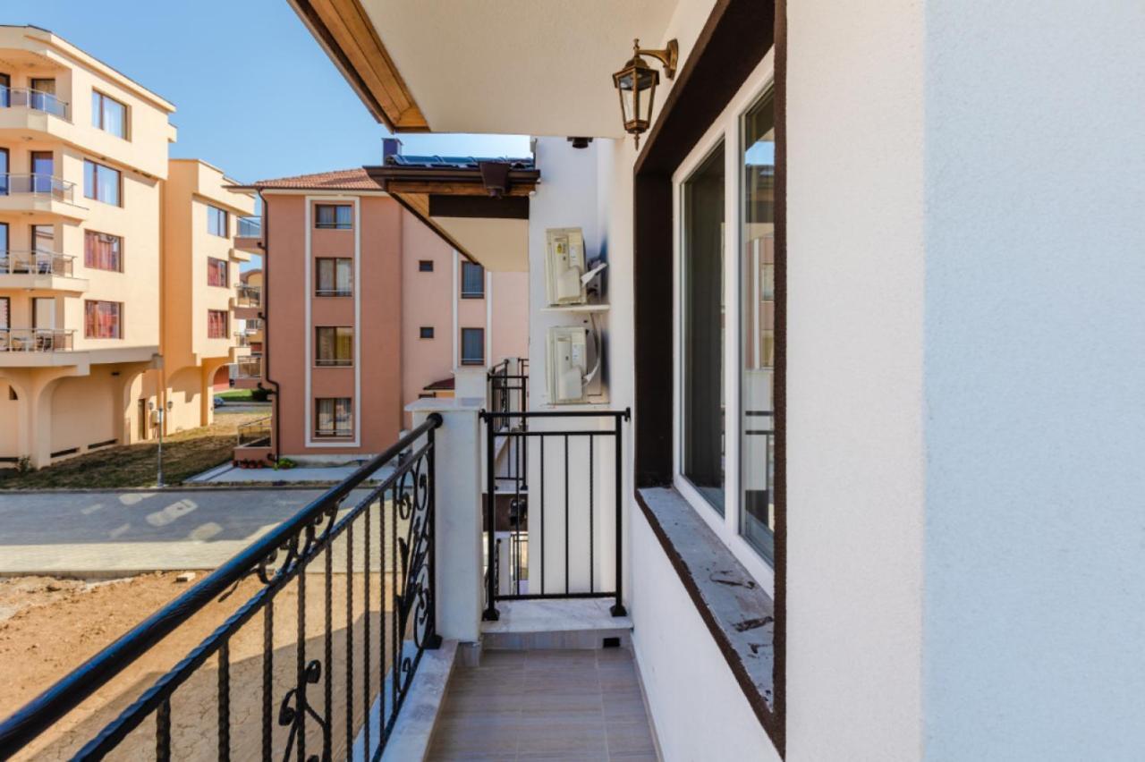 Guest House Theona Obzor Extérieur photo
