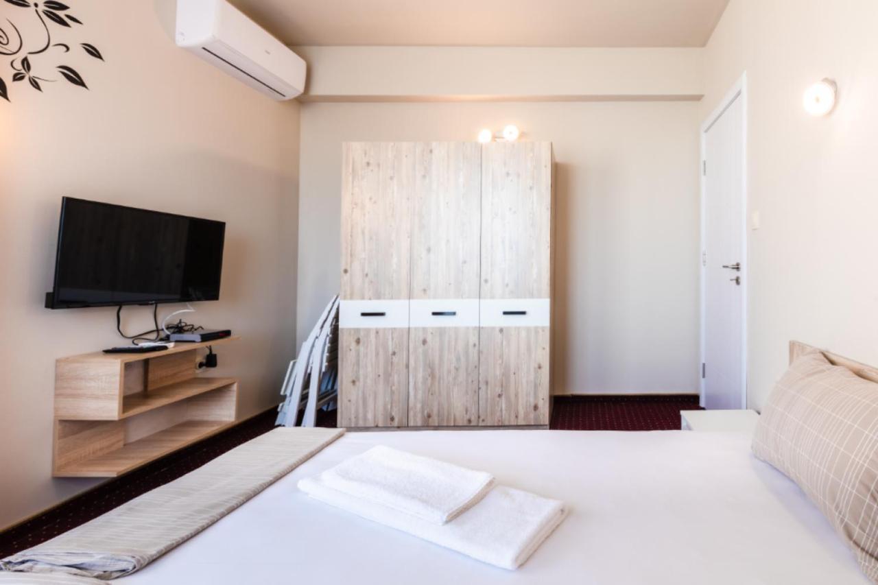 Guest House Theona Obzor Extérieur photo