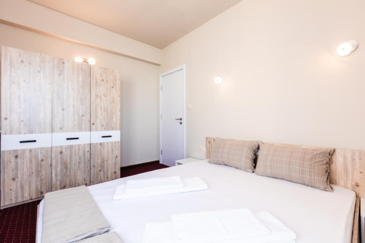 Guest House Theona Obzor Extérieur photo